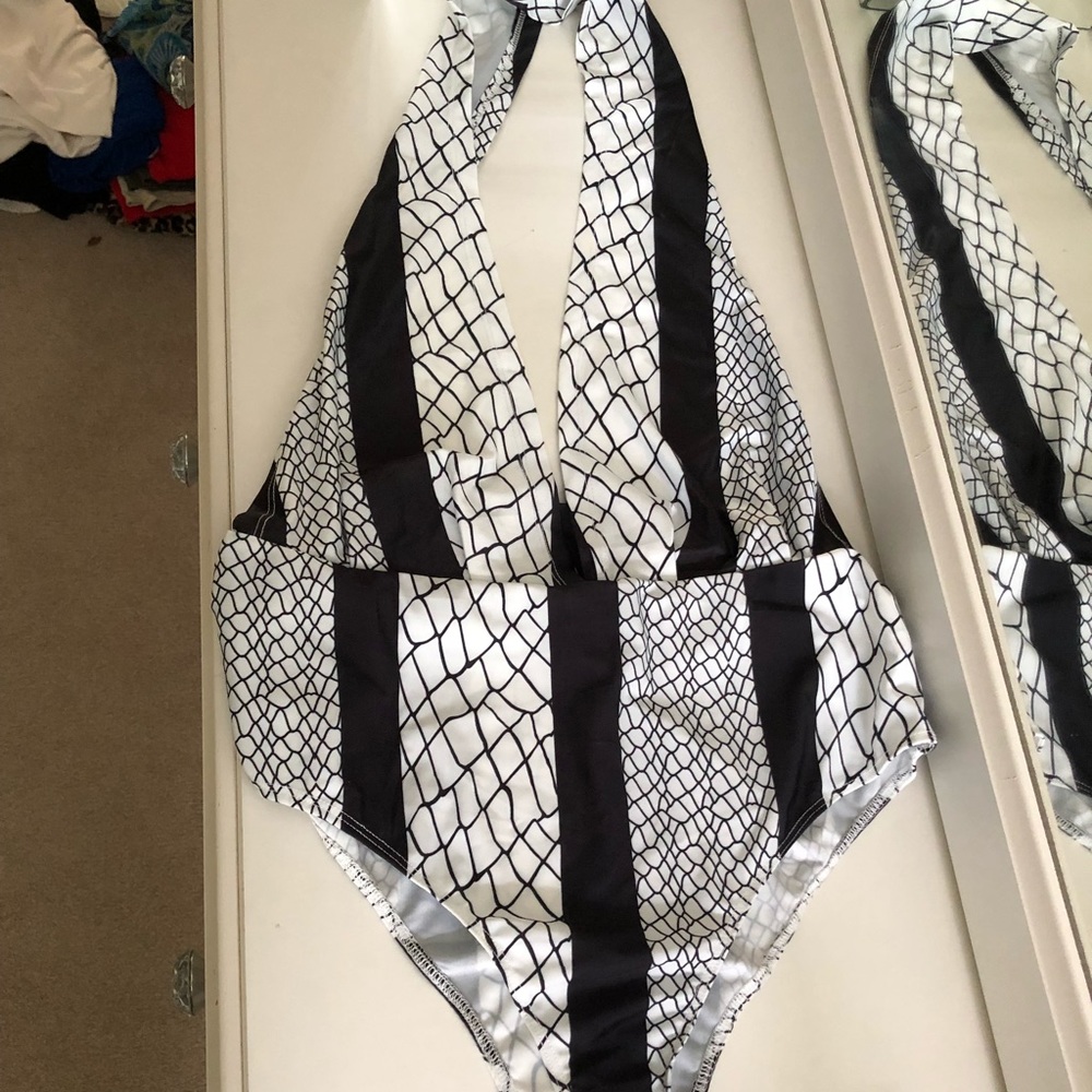 One piece bathing suit